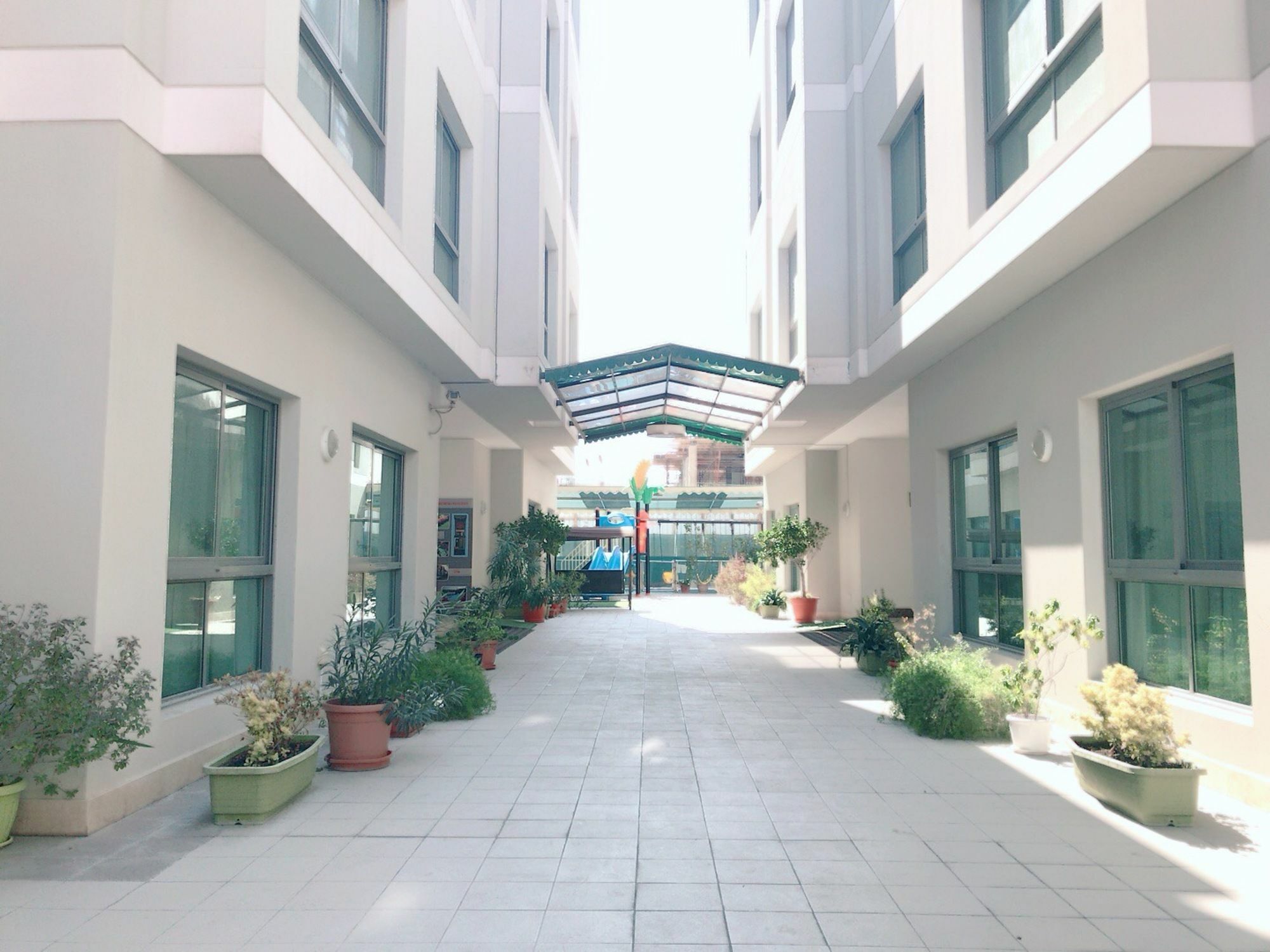 מנאמה Stout Apartments מראה חיצוני תמונה